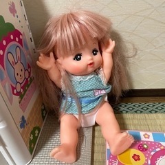 メルちゃん　いちごのおうち　ベッドの画像