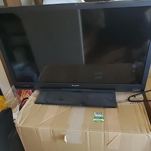 AQUOS 32型ワイド　LC-32H9　中古