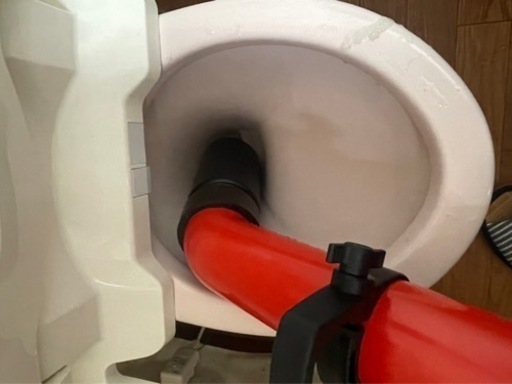 トイレの詰まり解消します