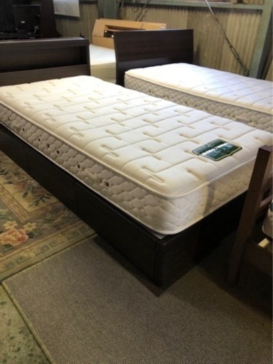 シングルベッド　マットレス付き