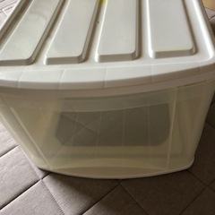 衣装ケース