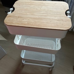 IKEA ワゴン　ロースコグ　ホワイト　まな板付