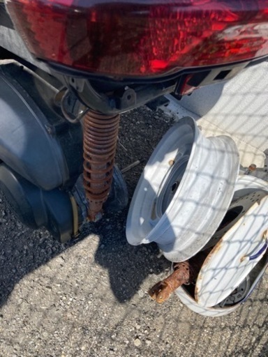 取引き予定者決まりました。マジェスティ c 250 部品取りのジャンク