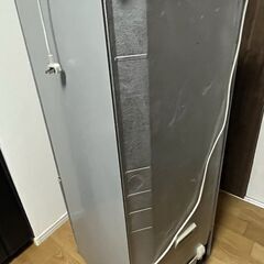 使わなくなった冷蔵庫の画像
