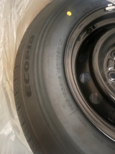 ハイエース　タイヤ新車外し