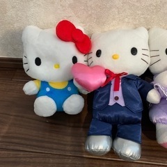 キティーちゃん人形の画像