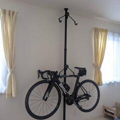 MINOURA バイクタワー(天井と床のツッパリ棒タイプ・2台用)