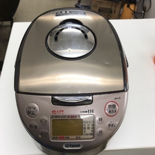 O2039-119 炊飯器 5.5合焚きTiger 2010年製 キズ汚れあ動作確認済み正常