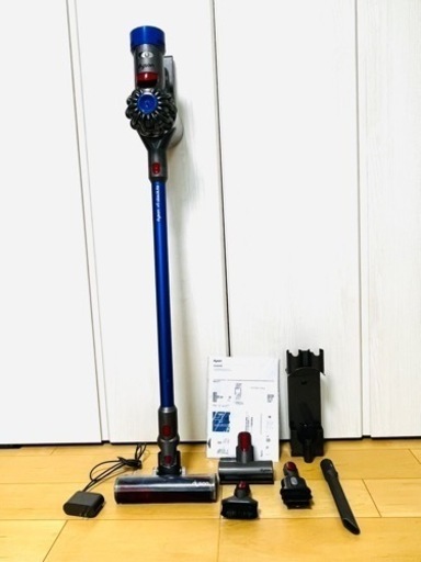 Dyson ダイソン　v8  コードレス掃除機