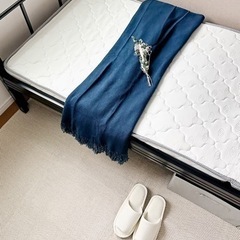 「ほぼ新品大量あり」三折りマットレス 高反発 