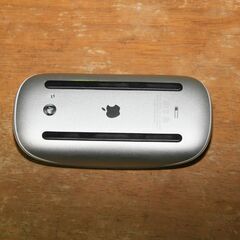 iPadやiPhonにも　アップル純正　日本語マジックキーボード、マウスセットの画像