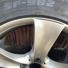 BMWスタッドレス245/45R18の画像