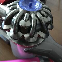 【値下げしました】ダイソン　Dyson v8 absolute extra 掃除機　中古美品の画像