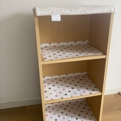 【無料】カラーボックス（カーテン付き)の画像