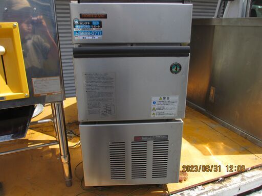 厨房用：製氷機２５Kgホシザキ：単相１００V：重量４０Kg：型：IM-２５Lー１：良品