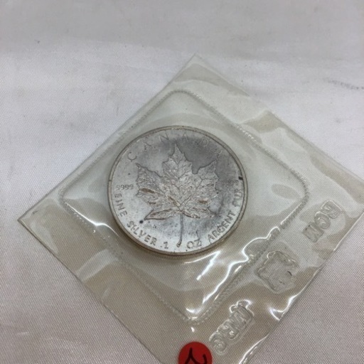 カナダ メイプルリーフ5ドル銀貨 1オンス エリザベス2世 1989年 33.6g(ケース込）