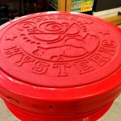 ヒステリックミニ バケツ椅子 レッド 正規品 ドラムバケツ ヒスミニ 高さ40㎝ 椅子 イス スツール 収納 札幌市 中央区 南12条の画像