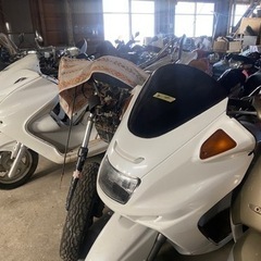 移転準備の為値下げ中‼️☆ ★ 書あり・マジェスティ250 レス...