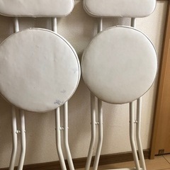 【売ります】値下げしました。折り畳み椅子1脚300円の画像