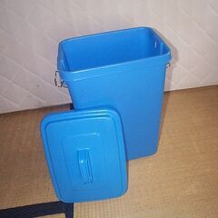 ゴミ箱　３６リットル　 蓋付き　