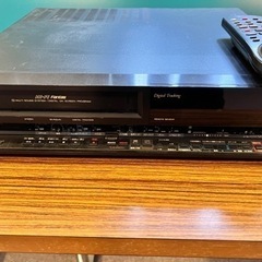 （壊れています）ビデオデッキ　三菱の画像