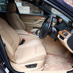 検査6年11月528i 30th Anniversary Edition 200台限定車/直6エンジン/ヴェネトベージュレザー/HDDナビ/地デジ/5.1chHiFiサウンド/点検記録簿の画像