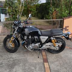 CB1100RS 
