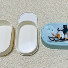 新品未使用　ピングー　2段式　ランチボックスの画像