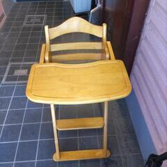 ベビー椅子の画像