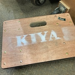 木製平台車300x450x18  4つ　各500円