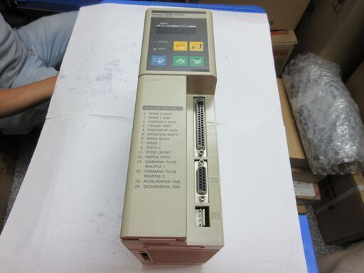 Omron  ACサーボドライバ  R88D-HS04