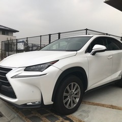 レクサス　NX300h Iパッケージ 内外色人気カラー　64000k