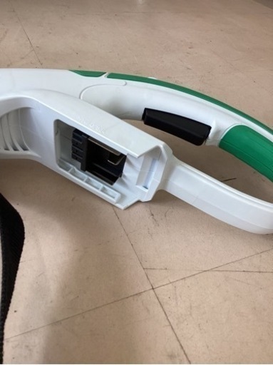 美原店　草刈機　makita 充電式草刈機　使用一回　MUR140D