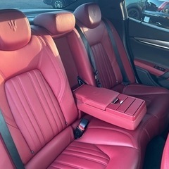 マセラティ　ギブリベースグレードの画像