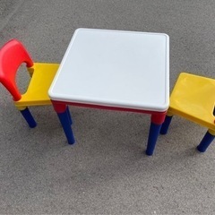 レゴ遊びできるテーブル　決めました