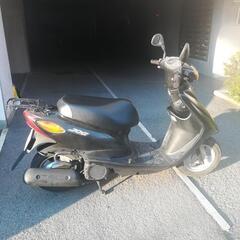 シンプルな原付　ジョグ　50ｃｃ　の画像