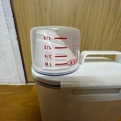 お米ストッカー　2kgの画像