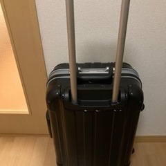 キャリーケース　鍵付き　TSAロック