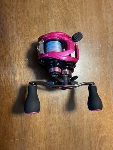 紅牙　TWハイパーカスタム　8.6R 右ハンドル