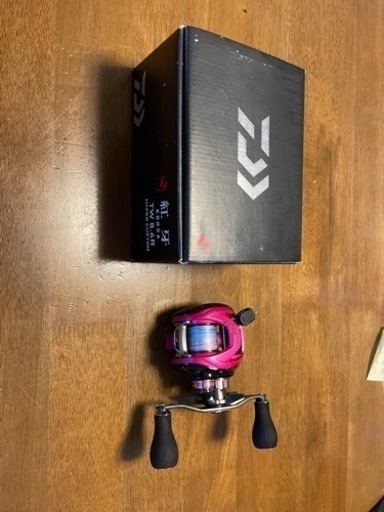 紅牙　TWハイパーカスタム　8.6R 右ハンドル