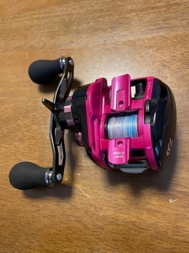 紅牙　TWハイパーカスタム　8.6R 右ハンドル