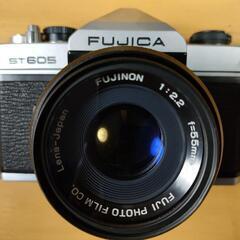 フジカ　ＦＵＪＩＣＡ　ＳＴ６０５ 一眼レフカメラ　の画像