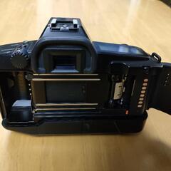Canon キャノン EOS650 + 300EZストロボ 一眼レフカメラ　の画像