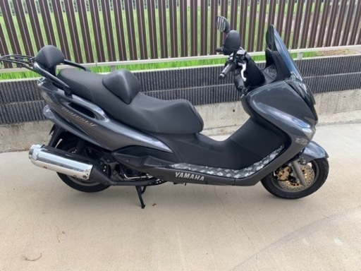 ヤマハ　マジェスティ125FI