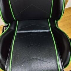 DXRacer　ゲーミングチェアの画像