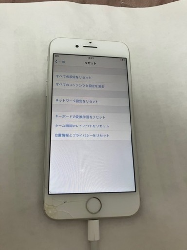 iPhone8 64GB 傷あり受付終了