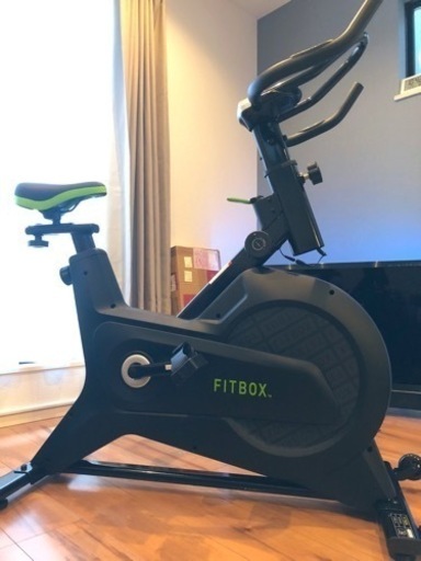 フィットネスバイク　FITBOX 心拍数センサ フィットネスバイク スピンバイク エクササイズバイク トレーニングマシン フィットネスマシン ルーム バイク エアロバイク ダイエット器具 健康器具 静音 連続使用 120分 負荷8段階