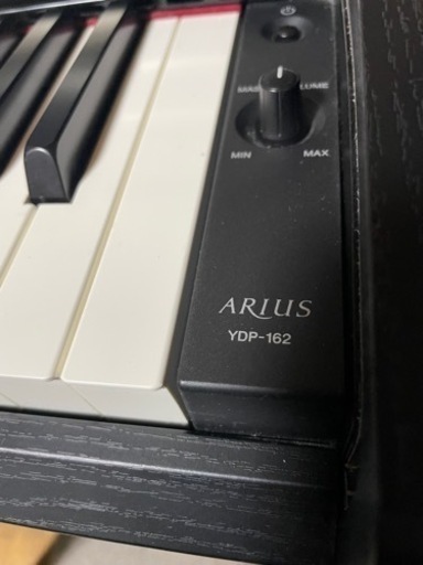 YAMAHA YDP-162B 電子ピアノ　2016年製中古美品　動作確認済み