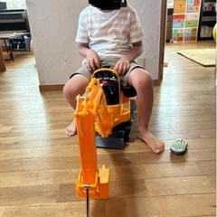 乗用玩具 マイクロショベル コマツPC01の画像