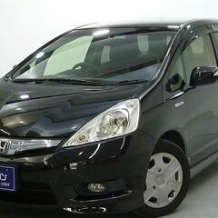 【車内が広くたくさん荷物を乗せられます！！】　ハイブリッドなので燃費も良いです。の画像